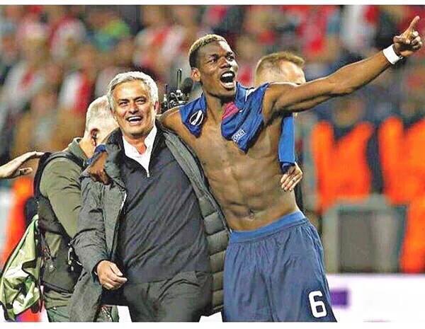 媒体人：张源或加盟某刚出售本土后腰的南方球队（据媒体人透露，张源可能加盟一支刚出售本土后腰的南方球队）