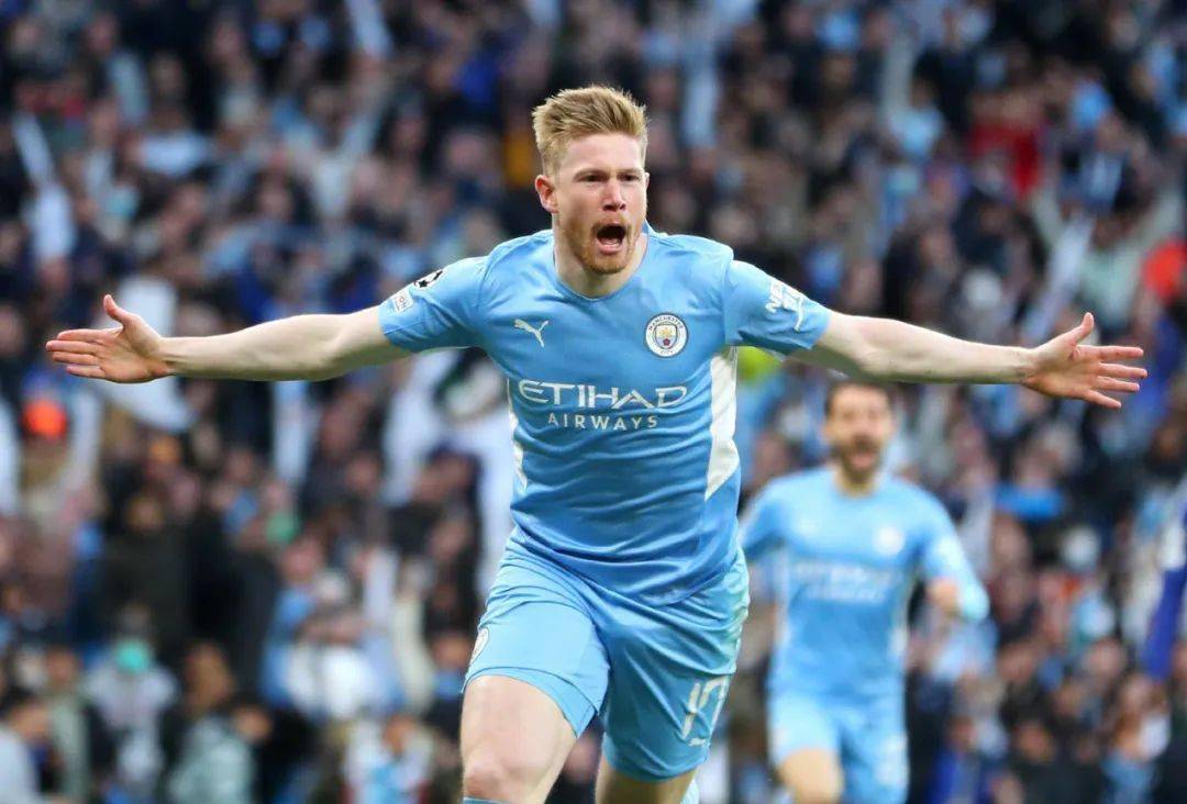 女子篮球联盟赛季焦点球员表现（女篮联盟本赛季核心球员表现盘点）