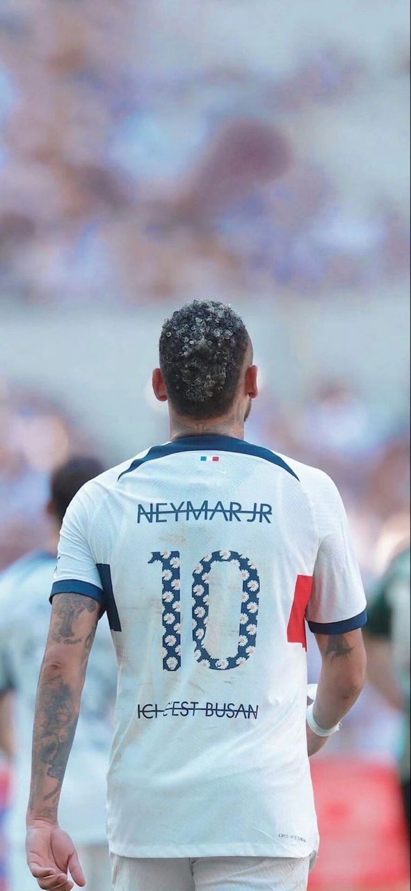 德甲前瞻：科隆近期遭遇战绩滑坡，法兰克福客场表现惨淡（德甲前瞻：科隆状态下滑，法兰克福客场乏力）