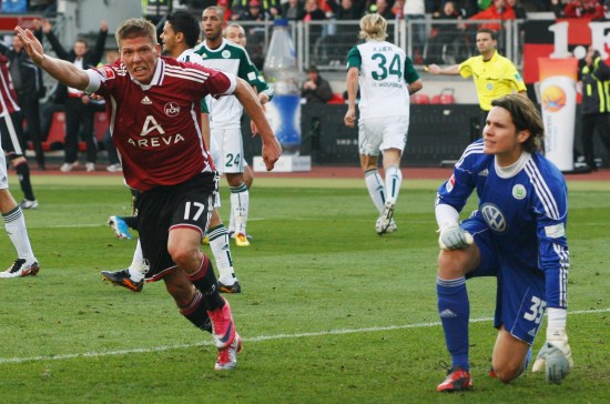 德转评2025年度奇迹：库拉索进世界杯，曼联爆冷格林斯比（德转评2025足坛奇迹：库拉索挺进世界杯，曼联冷负格林斯比）